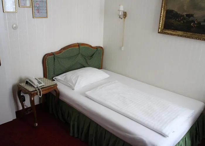 Suzanne Hotel 3*