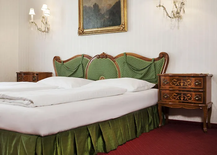 Hotel Suzanne 3*