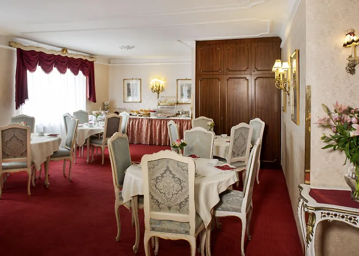 Hotel Suzanne