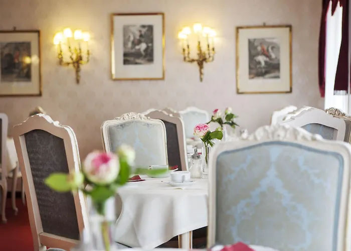 Suzanne Hotel 3*