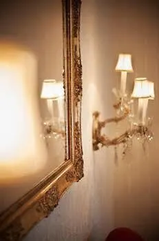 Hotel Suzanne 3*